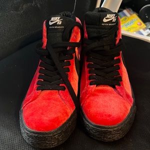 Brand new Kevin Bradley x Zoom Blazer Mid ISO SB 'Hell'